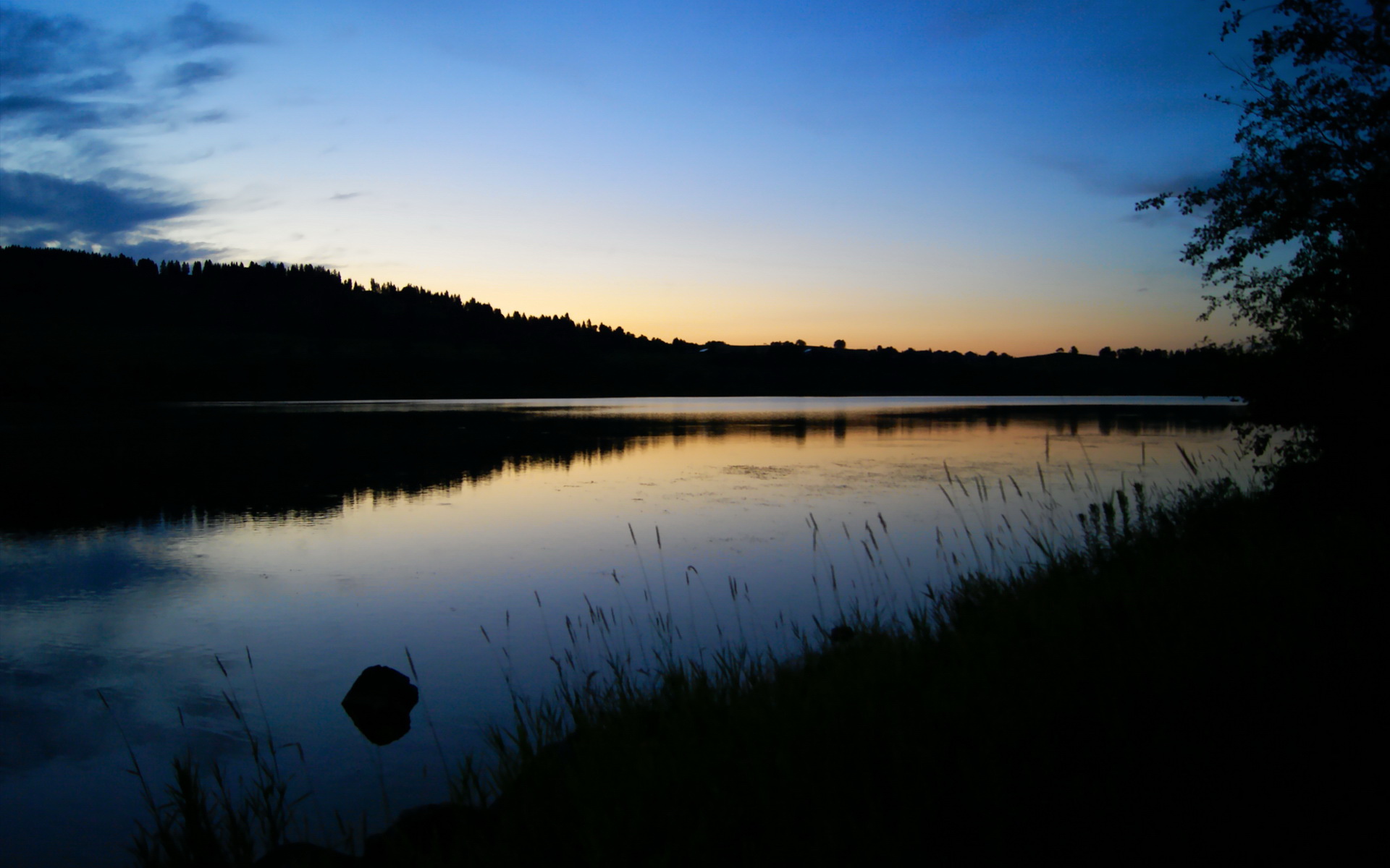 西甲攻防精彩:瞬间变脸,精彩纷呈!,西甲loading