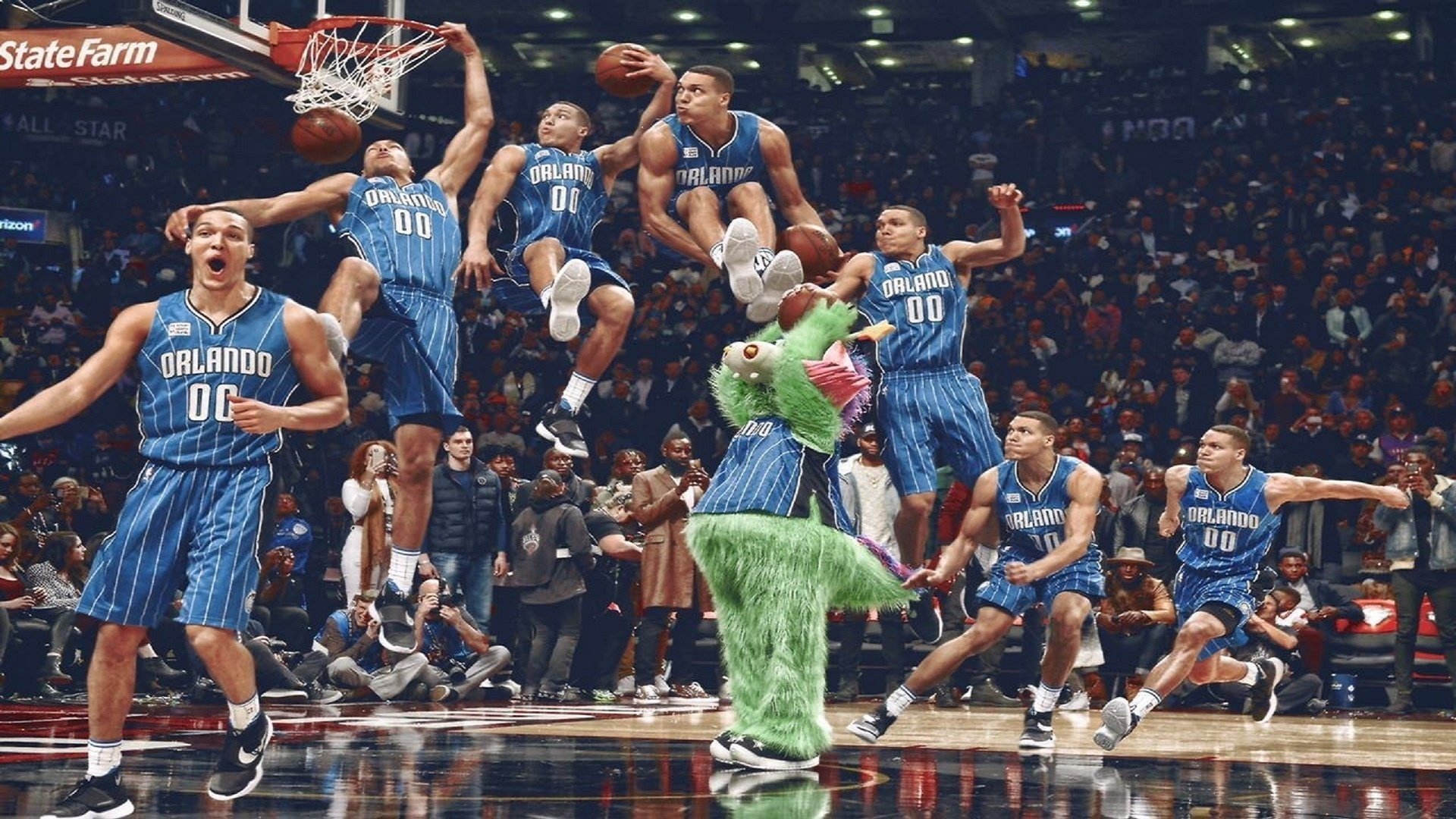 2022年季后赛：库里在第七场决胜局中投中多记关键三分，成功带队夺冠！